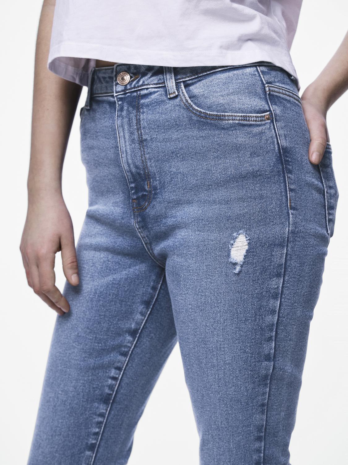 model_shot-detail